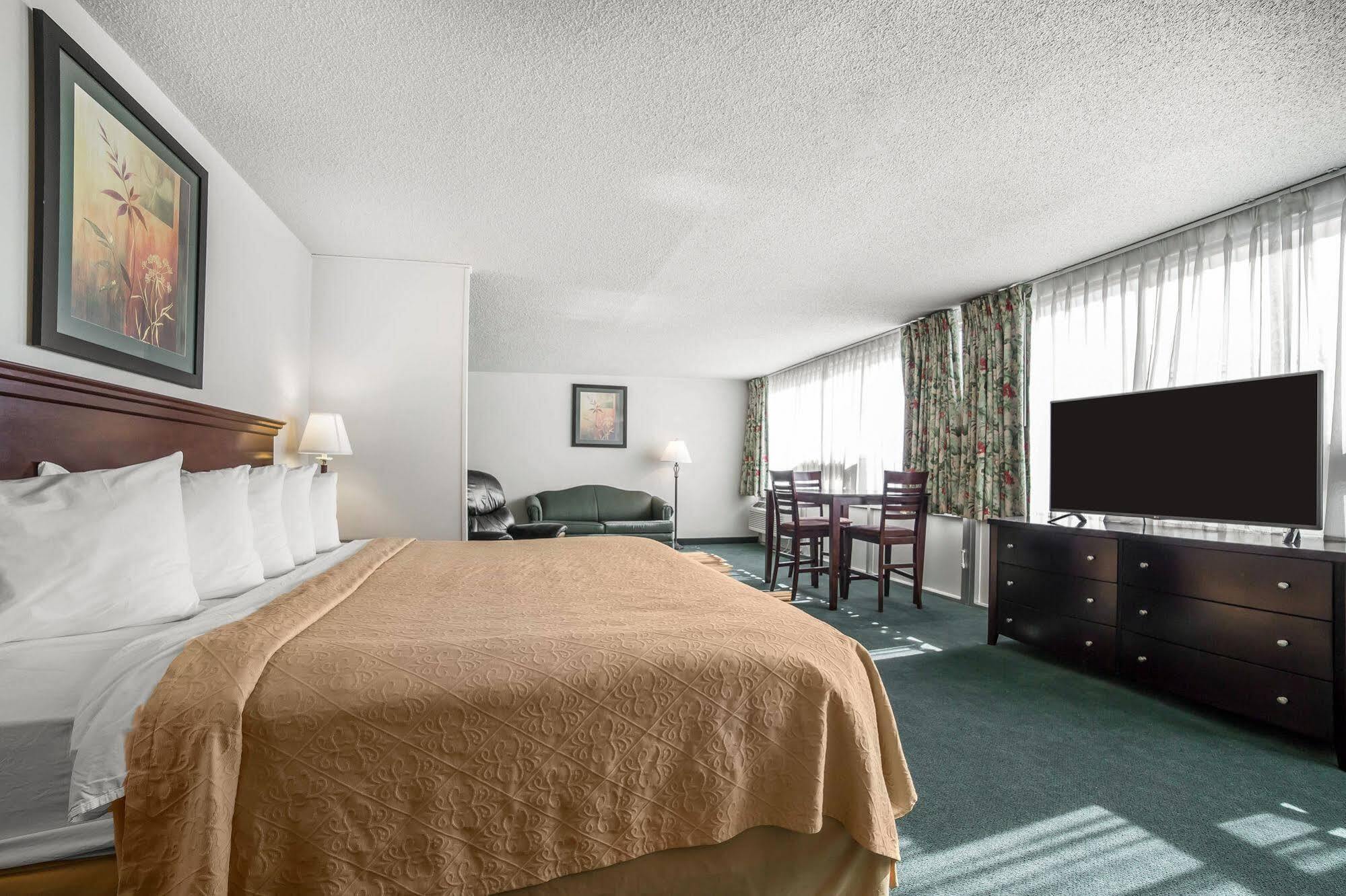 Baymont By Wyndham Great Falls City Center Exterior foto